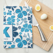 ブルーラッキーシャムロッククローバーパターモノグラムのン キッチンタオル (四つ折り)