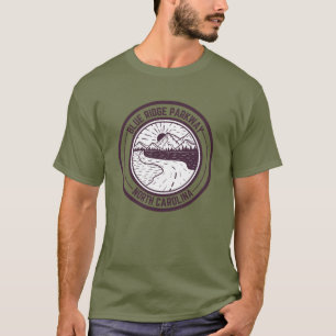 ブルーリッジパークウェイシーニックバイウェイバージニアノースC Tシャツ