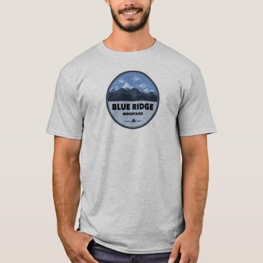 ブルーリッジマウンテンのキャンプ Tシャツ (正面)