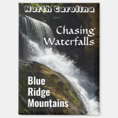 ブルーリッジマウンテンシーキングウォーターフォールズNC マグネット (正面)