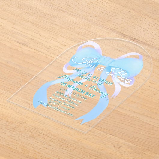 ブルーリボン男の赤ちゃんシャワーアーチ アクリル招待状 (レイダウン)