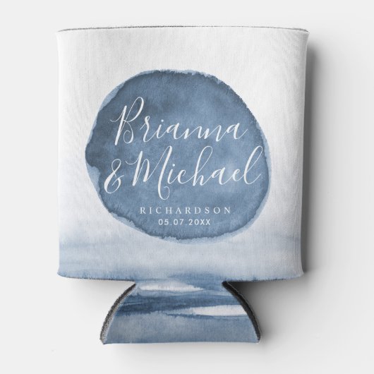 ブルーレイクウォーターステイン |パーソナライズされたカップル 缶クーラー (正面)