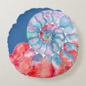 ブルーレッドグレーノーチラスほこりっぽいブルー ラウンドクッション (正面)