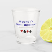 ブルーレッドブラック賭博カジノカードスーツ誕生日 ショットグラス (正面)