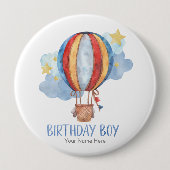 ブルーレッドホットエアバルーンスターズハッピーバースデーボーイ 缶バッジ (正面)
