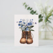 ブルーワイルドフラワーハイキングブーツ屋外 ポストカード (スタンド正面)