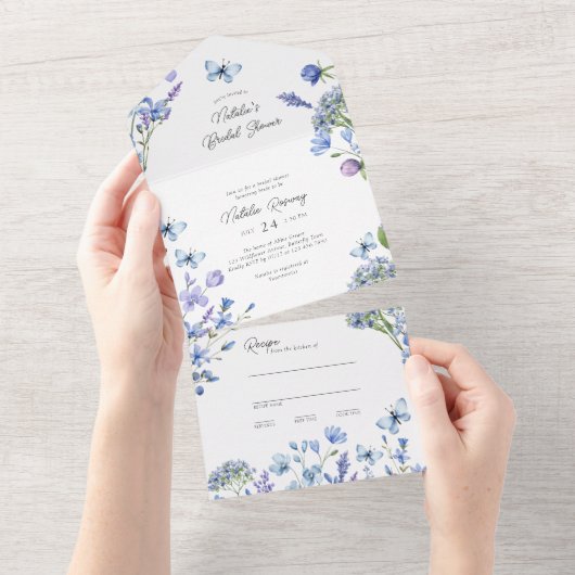 ブルーワイルドフラワーブライダルシャワーアンドティア遠くにレシピ オールインワン招待状 (貼ってはがせる)