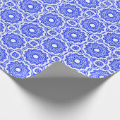 ブルー万華鏡のように千変万化するパターン ラッピングペーパー (角)