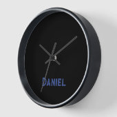 ブルー名前をカスタムするオンブラック 壁時計 (傾斜)