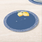 ブルー地中海のタイル&レモイタリアンン結婚ズ ラウンドペーパーコースター (アングル)