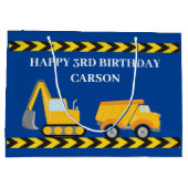 ブルー建築トラックボーイズカスタム子供の誕生日 ラージペーパーバッグ (裏面)