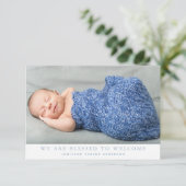 ブルー我々は写真賛美コラージュ男の赤ちゃん誕生 案内状 (スタンド正面)