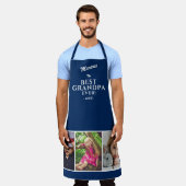 ブルー最高のグランパEver Keepsake 3 Photo Collage エプロン (着用した状態)