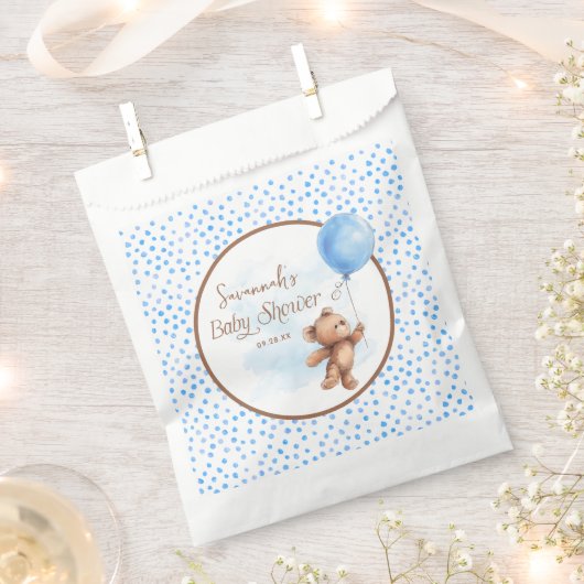 ブルー水玉模様テディベア赤ちゃんシャワー フェイバーバッグ (クリップ留めされた状態)