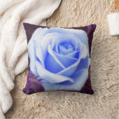 ブルー淡い色のバラ装飾用クッション クッション (ブランケット)