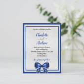 ブルー王室のシルバーボウ優雅な結婚式 インビテーションポストカード (スタンド正面)
