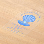 ブルー男の赤ちゃんオイスターシェルとパールベビーシャワー アクリル招待状 (レイダウン)