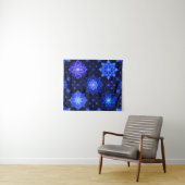 ブルー白熱［赤熱］光を放つパープルフローラ抽象芸術タペストリー タペストリー (インサイチュ(横))