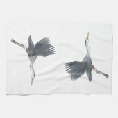 ブルー素晴らしヘロン飛んでいる キッチンタオル (横)