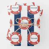 ブルー航海のストライプの名前をカスタムする誕生日 ラッピングペーパーシート (インサイチュ)