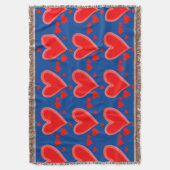 ブルー赤いハートバレンタインデー スローブランケット (正面縦)