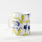 ブルー金ゴールドサッカースクールチームの色のコーチのギフト コーヒーマグカップ (正面左)