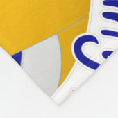 ブルー金ゴールドバレーボールコートhappy placeタイポグラフィ フリースブランケット (角)