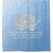 ブルー金ゴールドロータスヨガメディテーションインストラクター引用文 シャワーカーテン (正面)