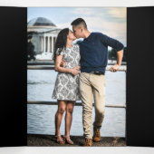 ブルー銀河系ロマンチックなカップルの結婚写真 三つ折り招待状 (内部中)