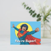 ブルー飛んでいるスーツのスーパーガール ポストカード (スタンド正面)