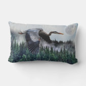 ブルー飛んでいる素晴らしヘロン&ミスティな森林野生生物 ランバークッション (裏面)