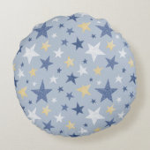 ブルー&イエローウィンタースターズパーソナライズされたモノグラム ラウンドクッション (裏面)