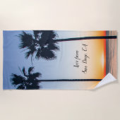 ブルー&オレンジサンセットパームツリーシルエット ビーチタオル (正面)