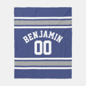 ブルー&シルバースポーツジャージー名前をカスタムする番号 フリースブランケット (正面)