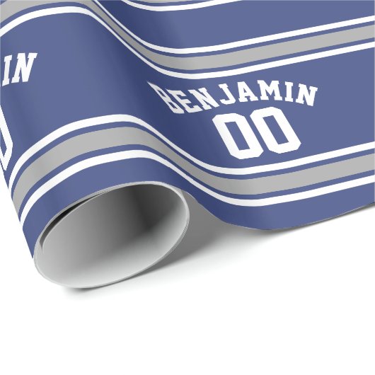 ブルー&シルバースポーツジャージー名前をカスタムする番号 ラッピングペーパー (ロールコーナー)