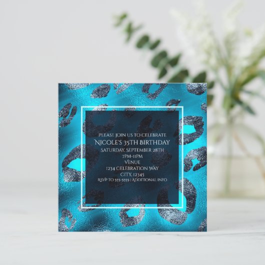 ブルー&シルバーレオパード印刷パーティの招待状 招待状 (スタンド正面)