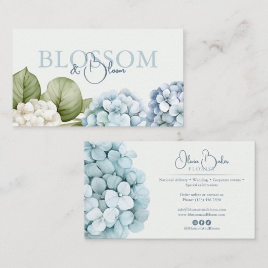 ブルー+ハイドランジアの手書きスクリプトフラワー 名刺 (正面/裏面)