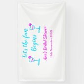 ブルー ピンクのワインボトルを飾った 楽しい ブライダルシャワーパーティー いよいよスタート 横断幕 (縦)