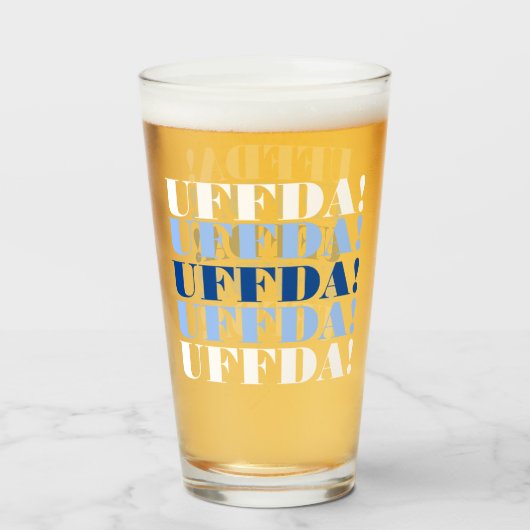 ブルー＆ホワイトのUffdaビアグラス タンブラーグラス (ドリンク正面)