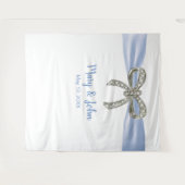 ブルー リボン ダイヤモンド ボウ ウェディング バックドロップ タペストリー (正面(横))