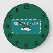 ブレーキチェックロードサイン(矢印あり) ラージ壁時計 (正面)