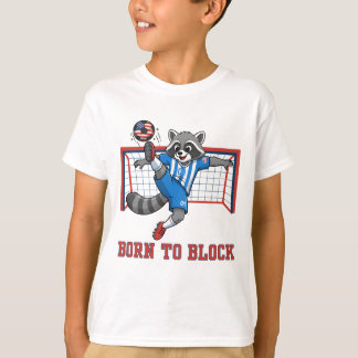 ブロックするのが得意な、アライグマのサッカーゴールキーパー キーパー Tシャツ