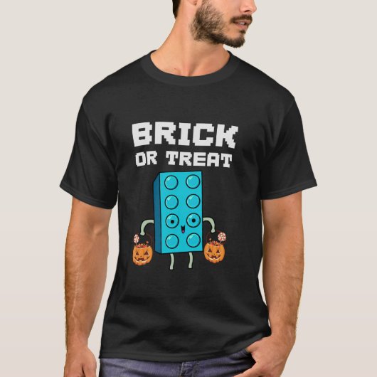 ブロック建物ハロウィーンブリックまたはトリートキッズマスター Tシャツ (正面)