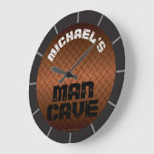 ブロパーソナライズされたンズダイヤモンドプレートマン洞窟 ラージ壁時計 (傾斜)