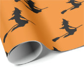 ブロムクラシックブ飛んでいるブラックとオレンジの上のウィッチ ラッピングペーパー (ロールコーナー)