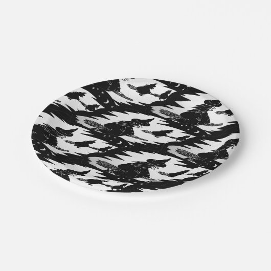 ブロム飛んでいるスティックの不気味な魔女ハロウィーン ペーパープレート (アングル)