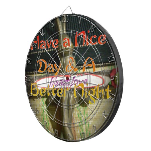 ブロンズのウサギの彫刻(引用文付感動的) ダーツボード (正面右)