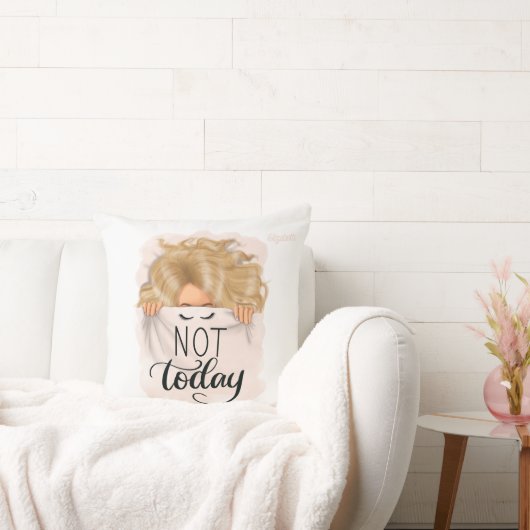 ブロンデガールパワーデザインのための自信のある若い女の子 クッション (ソファ)