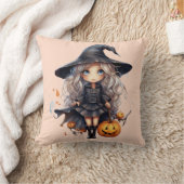 ブロンドかわいらしヘアオレンジのハロウィーンを持つ魔女 クッション (ブランケット)