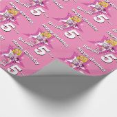 ブロンドの女の子ピンクパーソナライズされたク5th誕生日ラップ ラッピングペーパー (角)